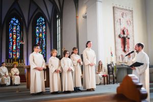 5 neue Ministranten