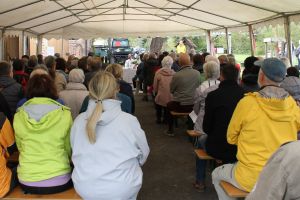 Gottesdienst in der Obstsortensammlung