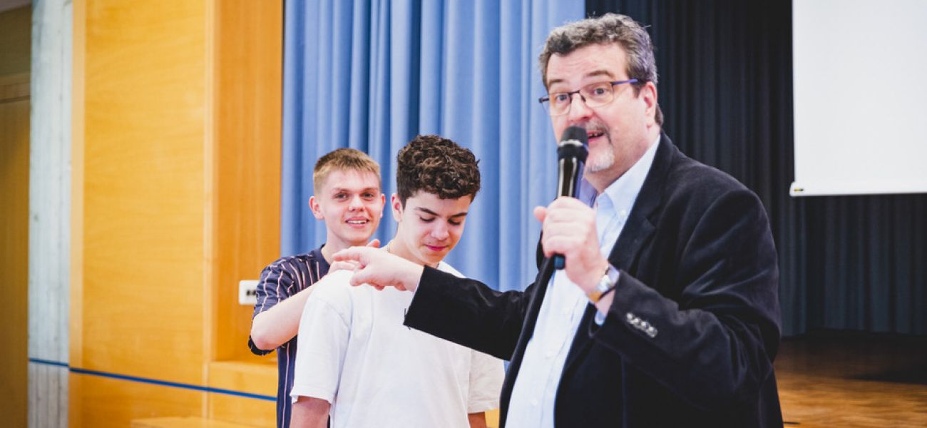 Begegnungstag mit dem Firmspender