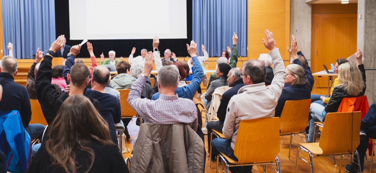 Ja zum Bauen – bei gleich tiefem Steuerfuss